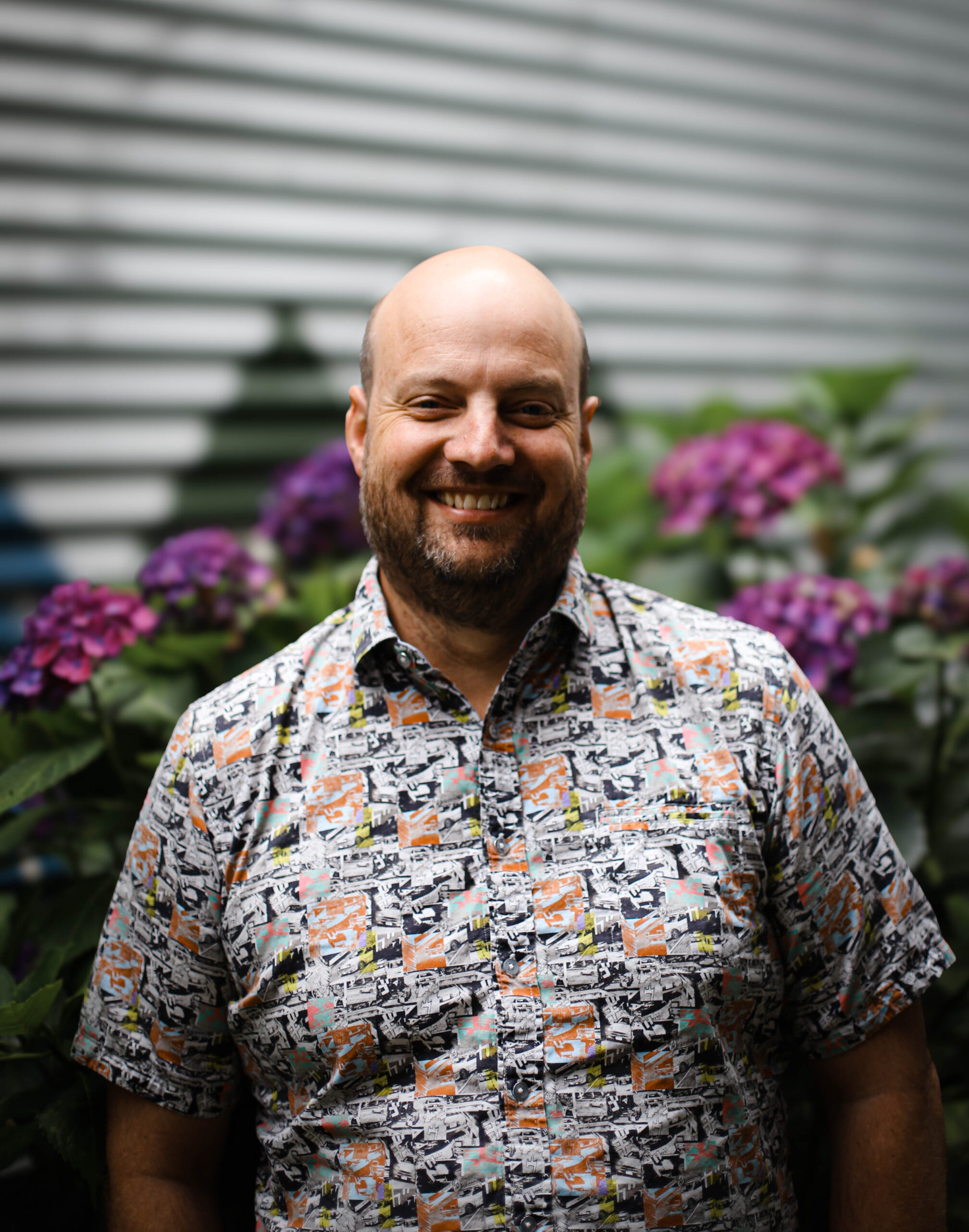 Portrait photo of James Cross