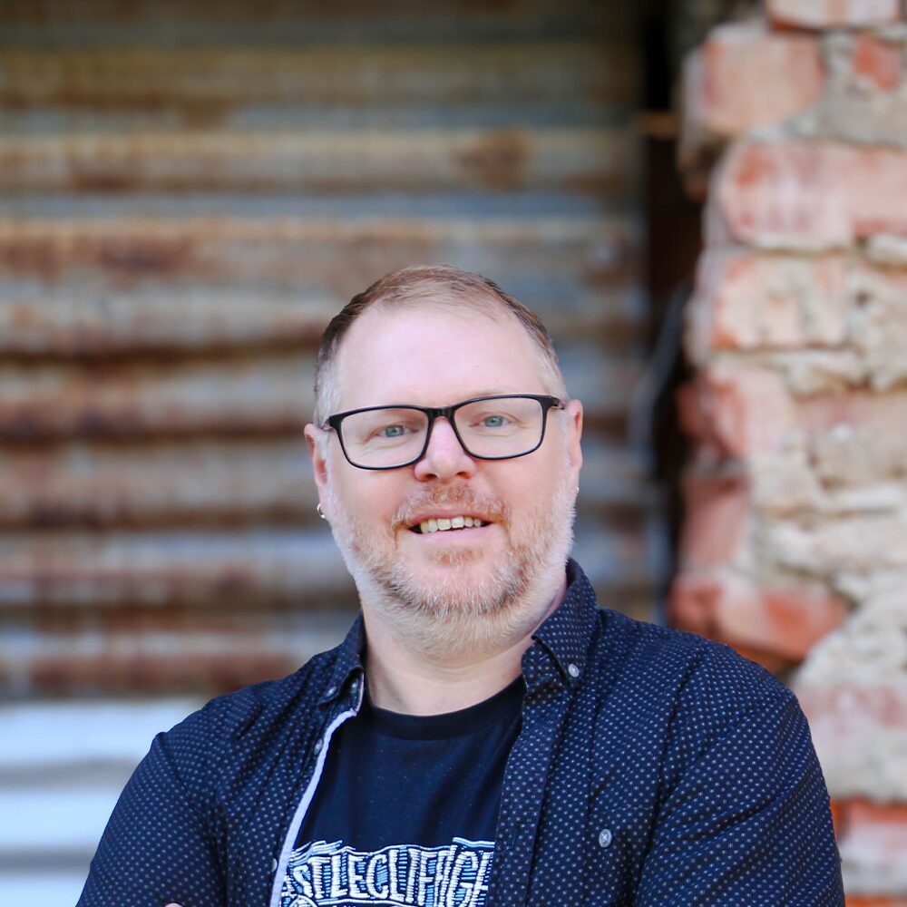 Portrait photo of Jono Smith