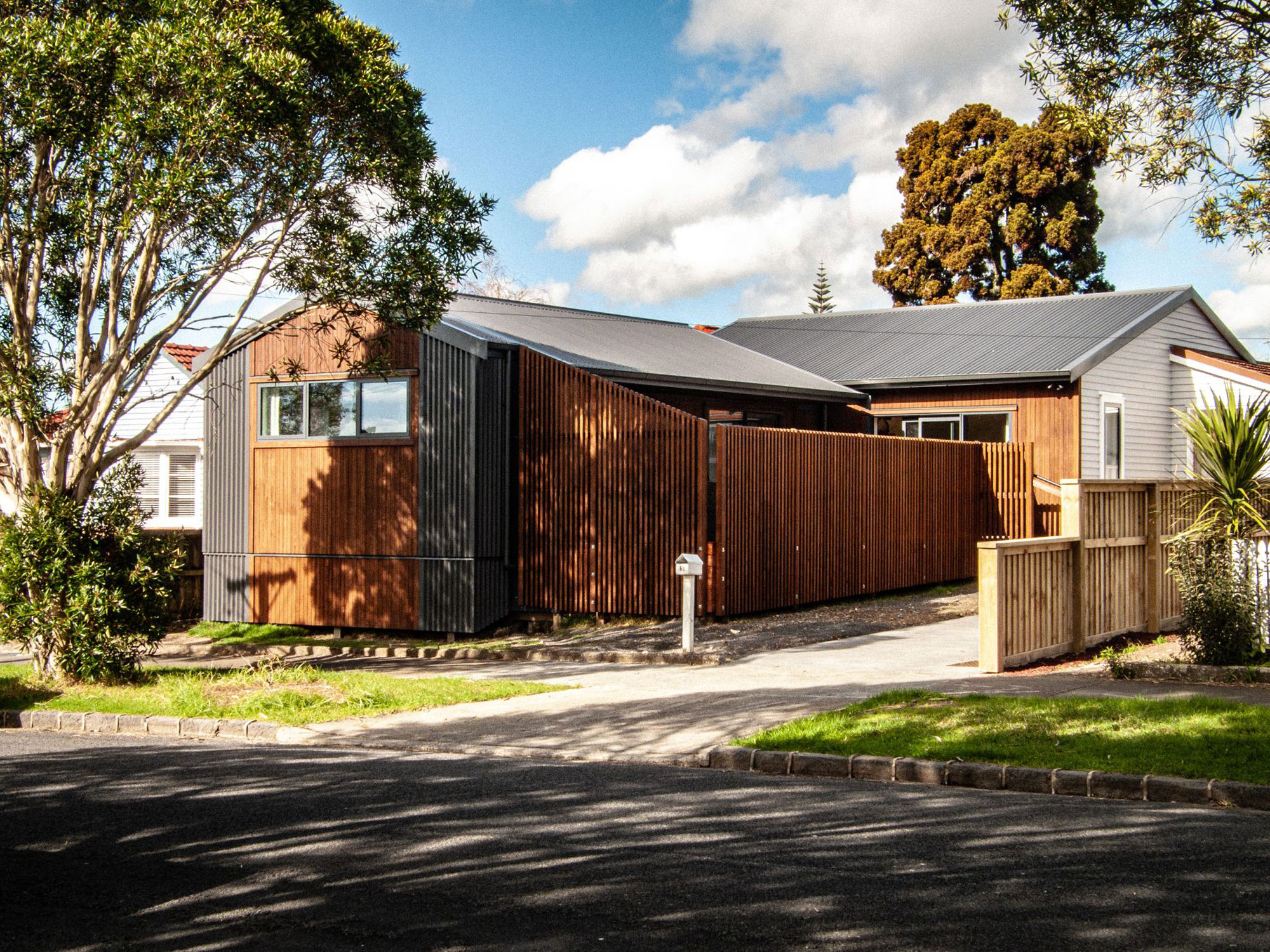 Photo of 5th Avenue designed by BSM Group Architects