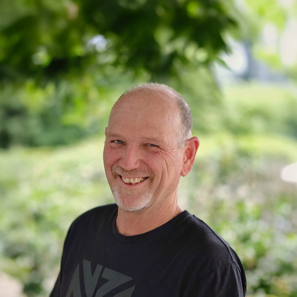 Portrait photo of Nigel Bond